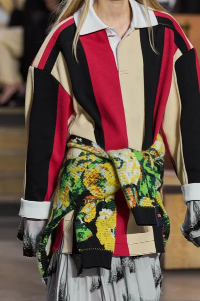Look 106